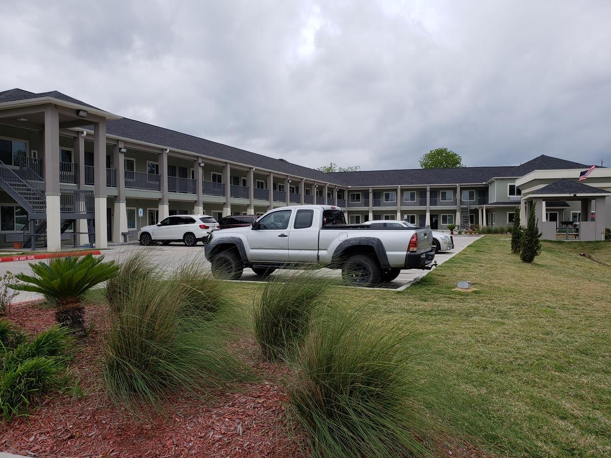 Scottish Inns & Suites - Crosby Ngoại thất bức ảnh